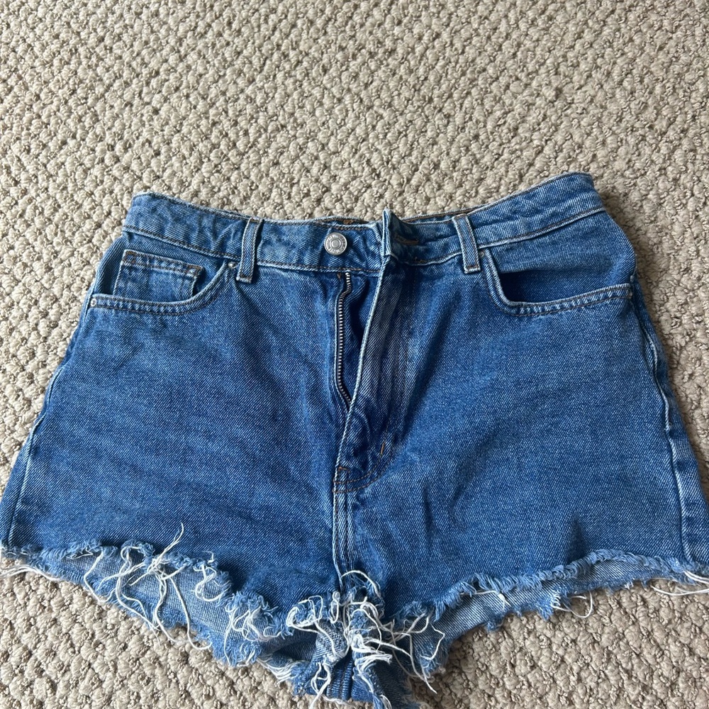 forever 21 denim distressed shorts